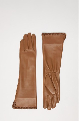 Leather gloves with decorative seams