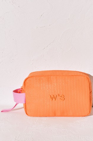 Rubber vanity case