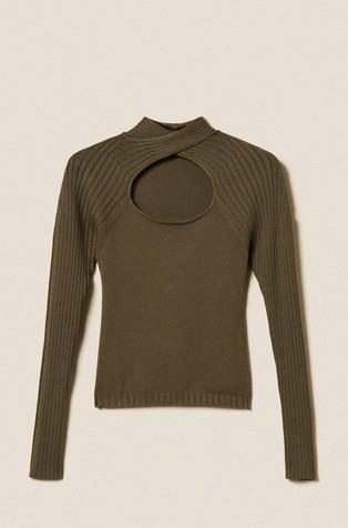 Viscose blend jumper with cut-out