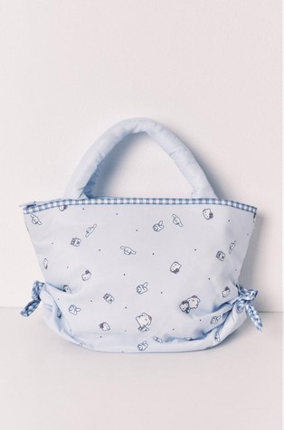 Hello Kitty bows vanity case