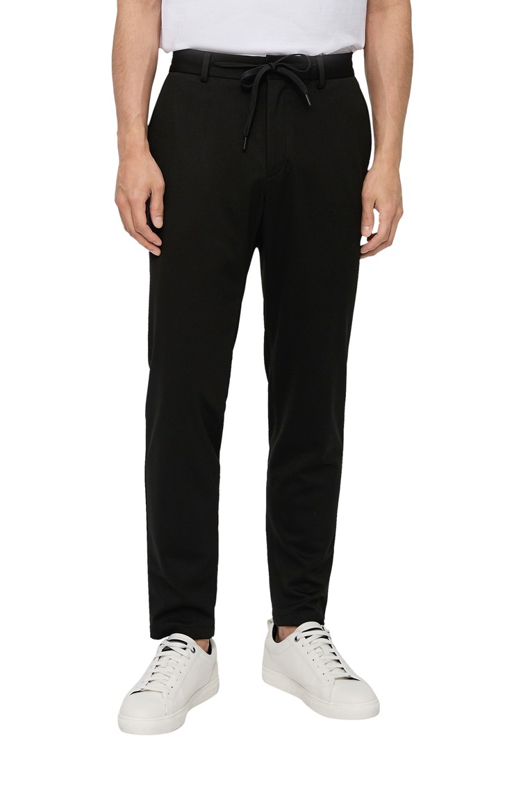 S.OLIVER Slim fit hlače iz mešanice z viskozo Črna - Black 