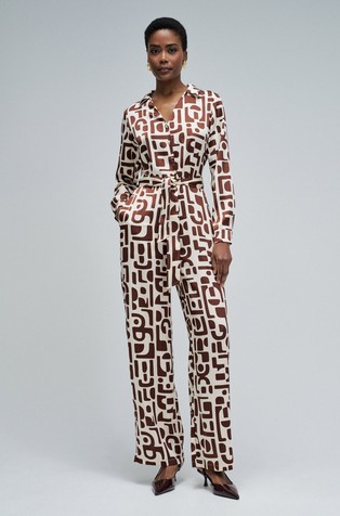 Satenast kombinezon z vzorcem