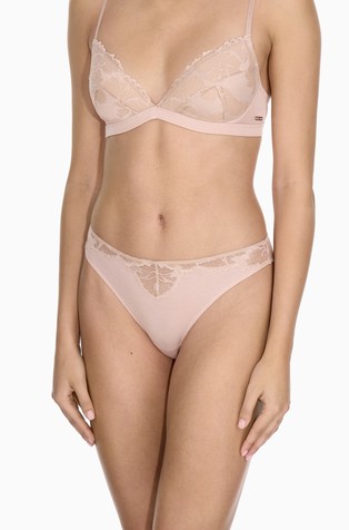 Brazilian briefs with lace