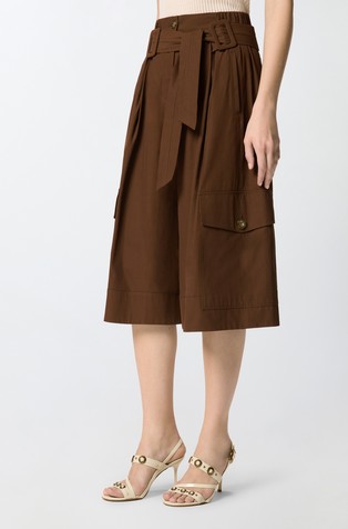 Zvončaste bombažne bermuda cargo hlače s pasom