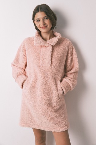 Pulover z visokim ovratnikom iz kodraste tkanine