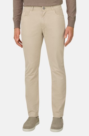 Jeans hlače iz raztegljive mešanice bombaža in tencela