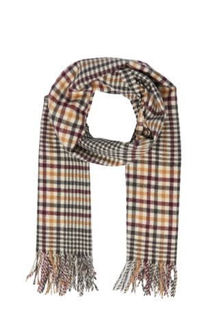 Soft fringed scarf with check pattern