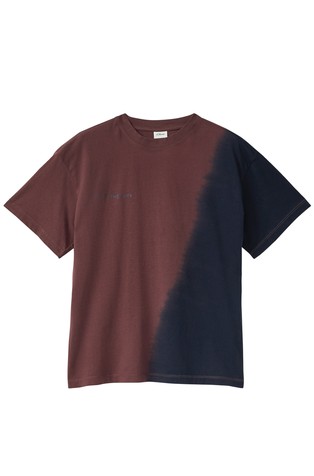 Oversized fit majica z batik potiskom