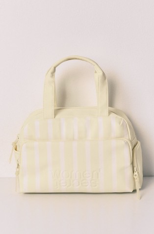 Večja kozmetična torbica z ročajema