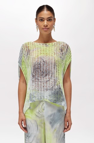 Mrežasto pletena majica s cvetličnim potiskom