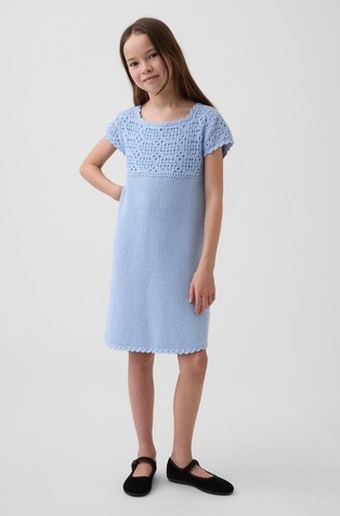 Pletena obleka s kvačkanim vstavkom za deklice