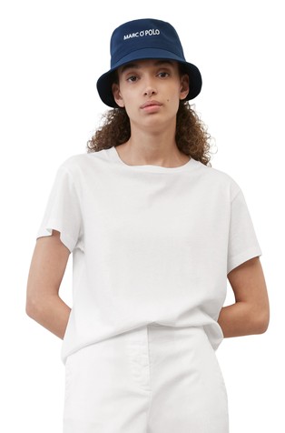 Loose basic t-shirt made of organic cotton