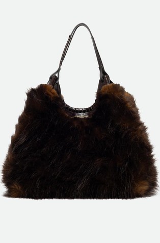 Dua large faux fur bag