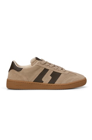 Sneaker in suede with a corduroy texture