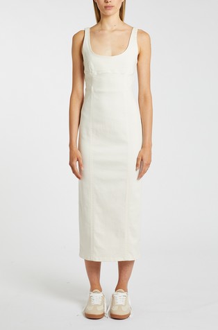 Monochrome slim fit sleeveless dress