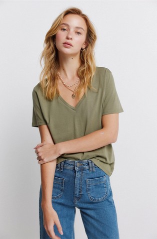 Cotton basic V-neck T-shirt