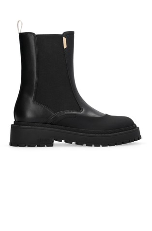 Leather ankle boots with rubber inserts