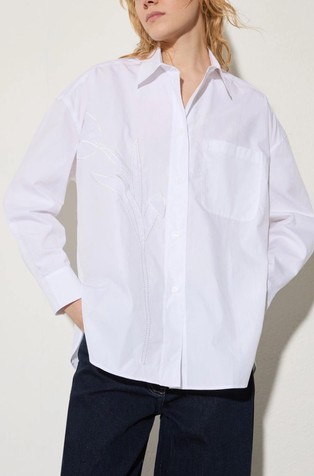 Ohlapna srajca iz bombažnega poplina z vezenino