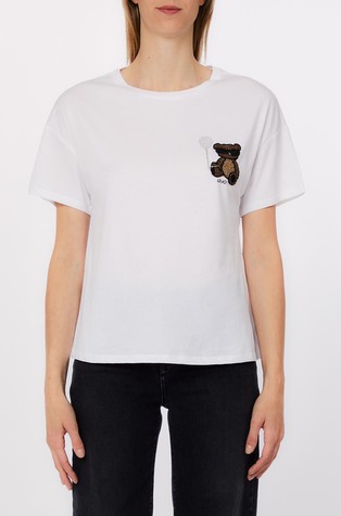 Majica s kratkimi rokavi in našitkom