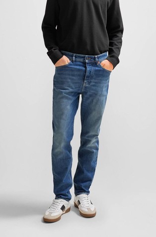 Tapered-fit jeans in comfort-stretch denim