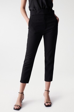 Cropped slim fit hlače z visokim pasom