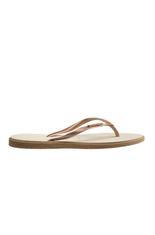 Slim Point Flip-flops