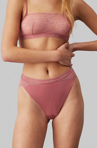 Tangice s čipko - Modern Lace