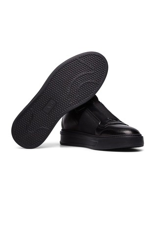 guess slip on sneakers