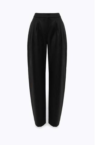 Široke hlače z gubami