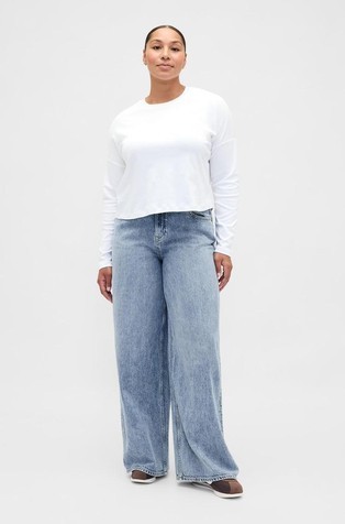 Mid Rise UltraSoft Baggy Jeans