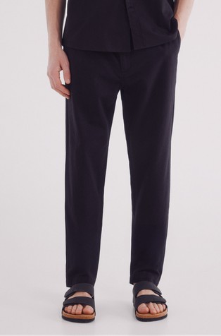 Slim fit chino hlače iz mešanice bombaža in lana