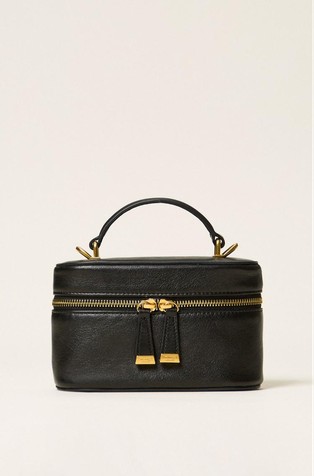 Leather shoulder bag