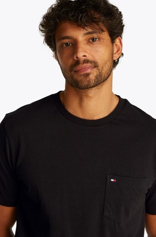 TOMMY HILFIGER Bombažna majica s kratkimi rokavi in prsnim žepom Črna - Black 4