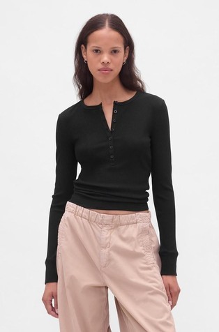 Ženska majica z dolgimi rokavi in henley ovratnikom