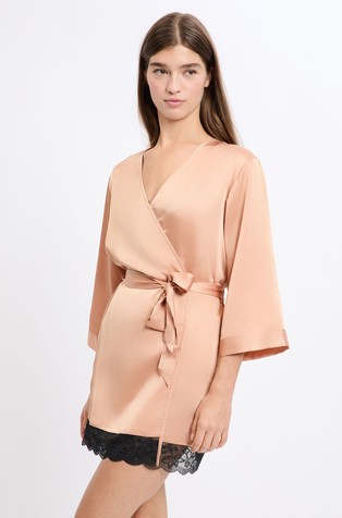 Desire satenasta jutranja halja s čipko