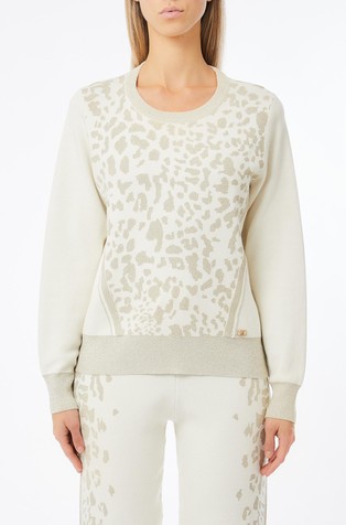 Pleten pulover iz viskozne mešanice z živalskim vzorcem