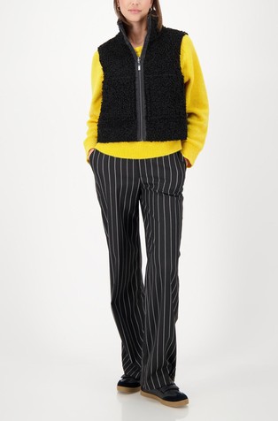 Obojestranski brezrokavnik s stoječim ovratnikom