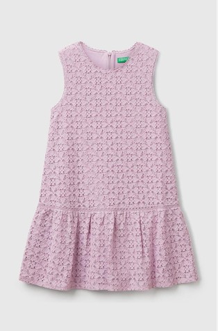 Čipkasta obleka brez rokavov