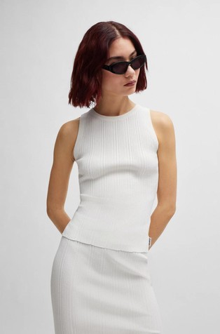 Slim-fit ribbed sleeveless top