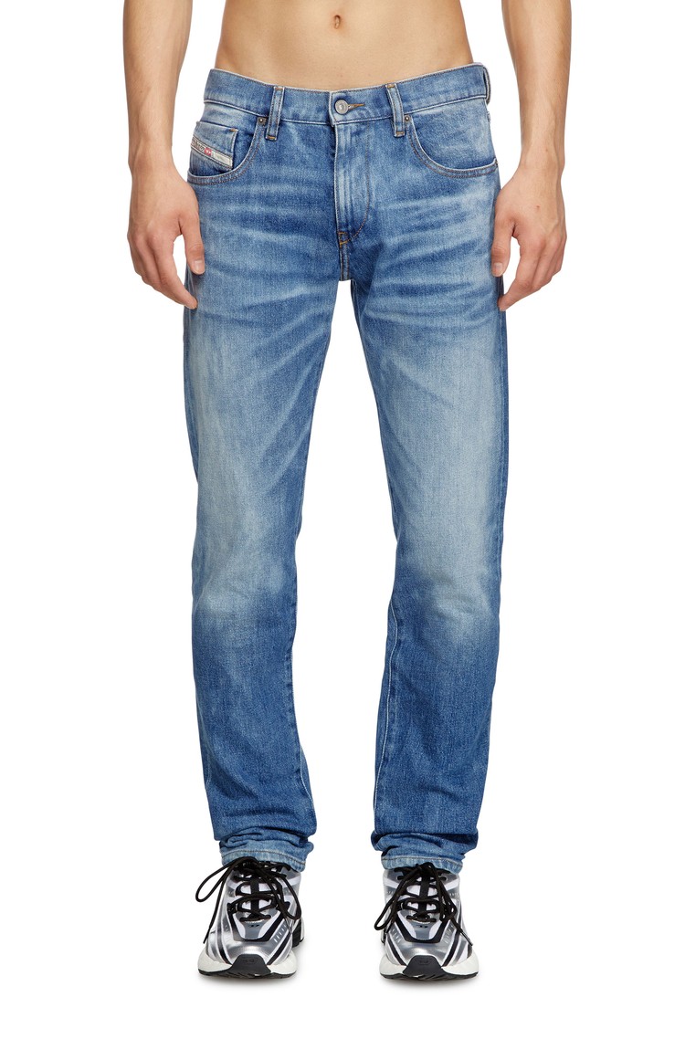 DIESEL Slim fit jeans hlače - 2019 D-Strukt 09L19 Modra - Medium Blue 