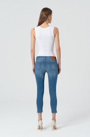 FRACOMINA Slim fit cropped jeans hlače s push-up učinkom Modra - Blue 3