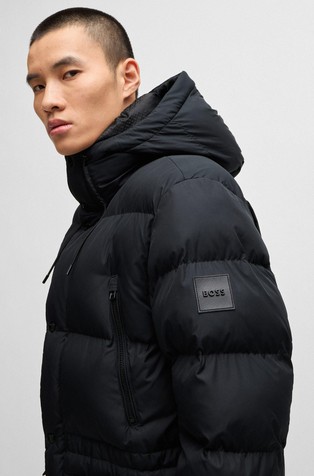 HUGO BOSS Vodoodbojna prešita bunda z logo našitkom Črna - Black 5