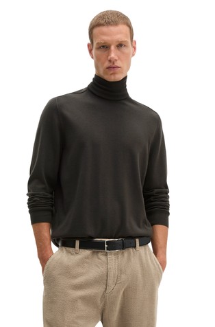Turtleneck sweater in merino wool