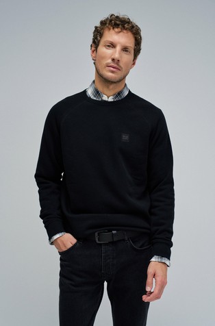 Sweatshirt with branding