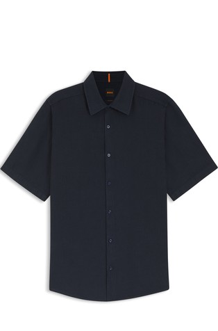 Regular-fit short-sleeved shirt in linen