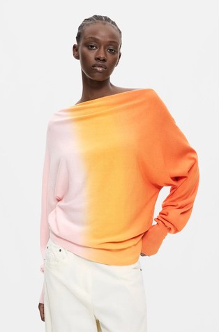 Fine knit sweater with gradient print