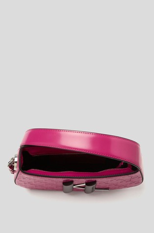 KARL LAGERFELD K/Saddle torbica z reliefnimi monogrami Roza - Fuchsia 3