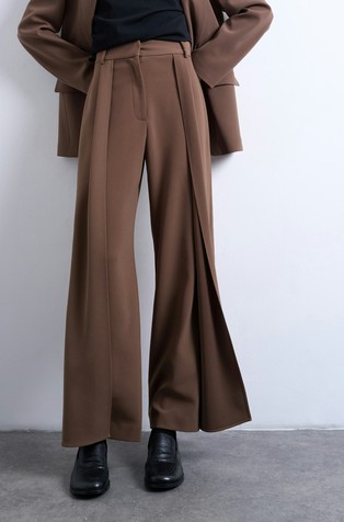 TSSUSAN loose fit trousers with pleats