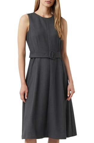 Obleka brez rokavov s pasom