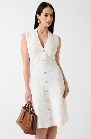 Kratka pletena obleka brez rokavov